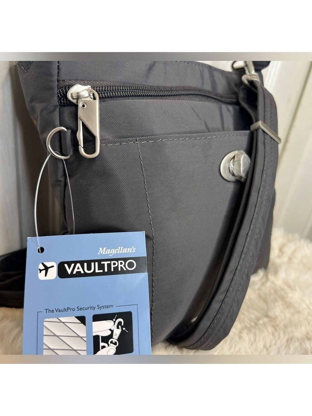 MAGELLAN’S VAULTPRO SECURITY SYSTEM BAG - Picture 3 of 15